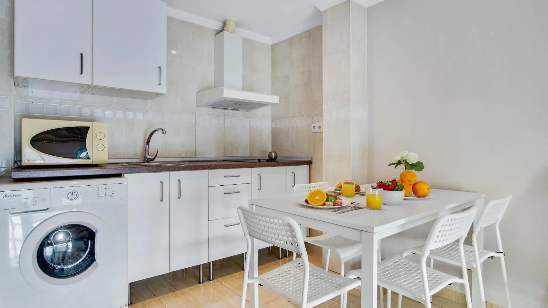 Piso A 10 Minutos Del Centro Apartment Malaga Spain